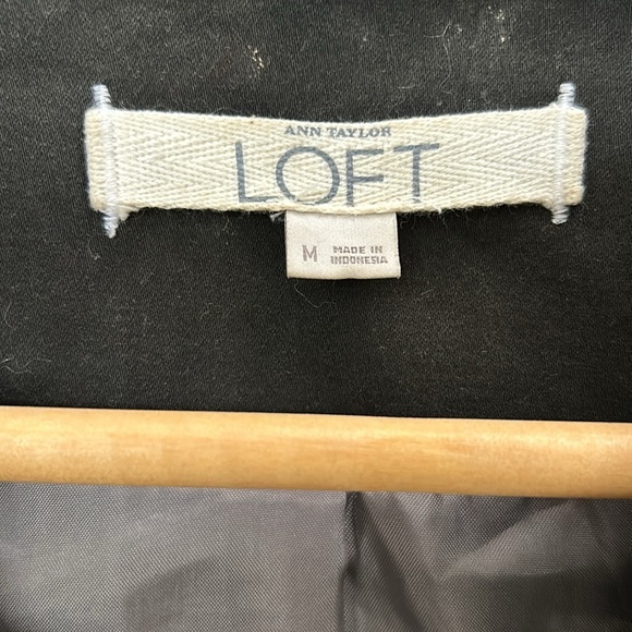 LOFT Jacket - Picture 2 of 3